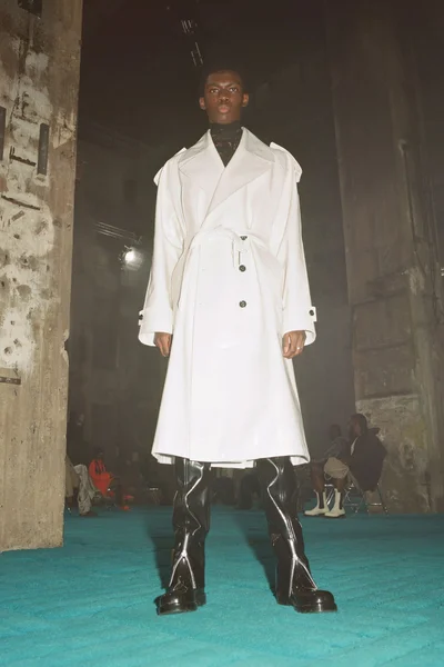 Look 41